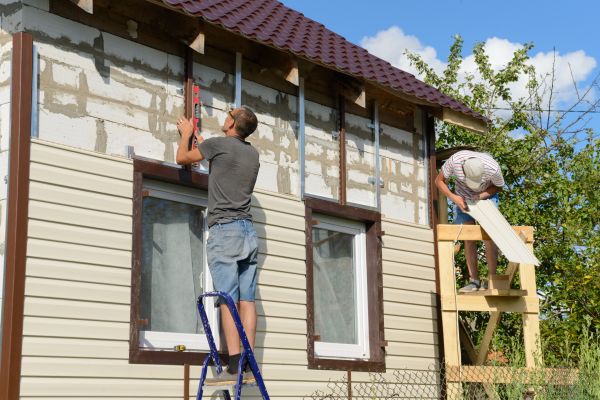 Cost of Handyman Siding Repair in College Station
