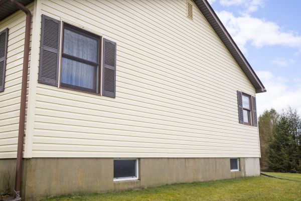Cost of Dutch Lap Siding Repair in College Station