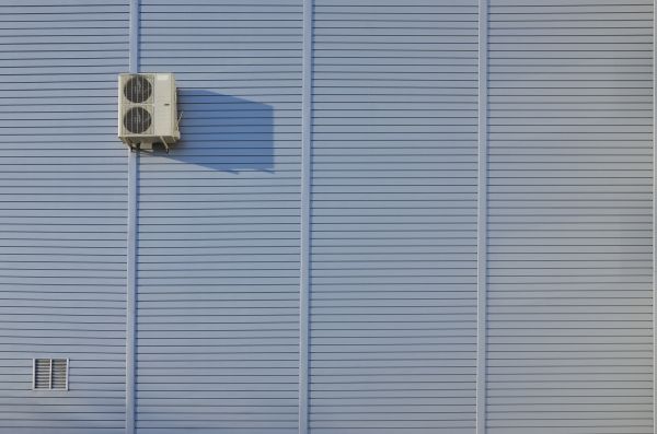 Cost of Flat Metal Siding Installation in College Station